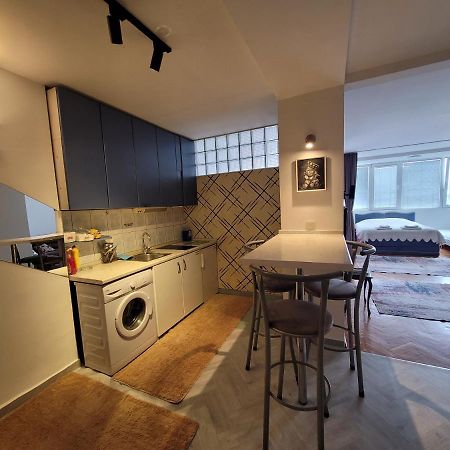 Appartment In Exellent Location Skopje Eksteriør billede